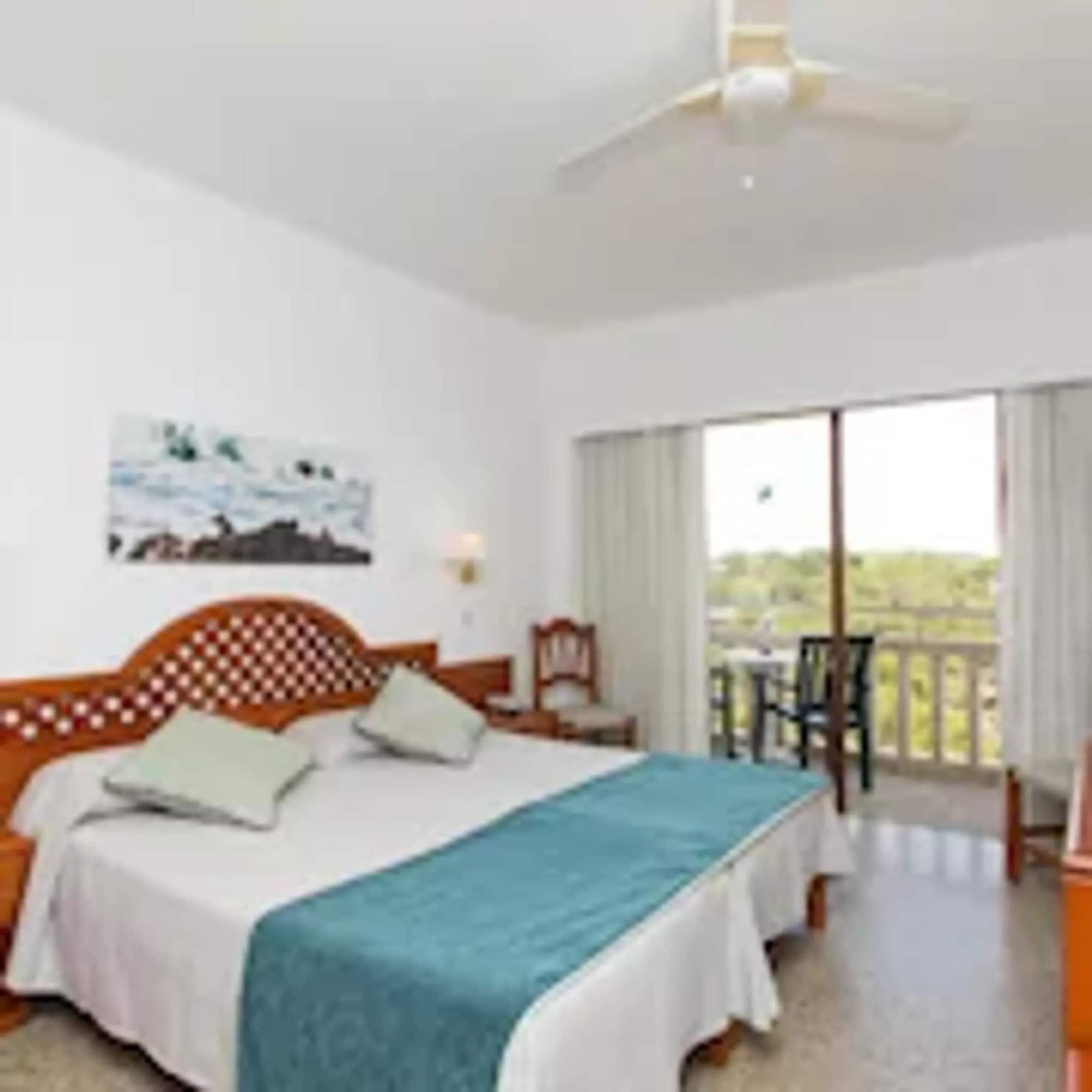 Hotel Pinos Playa Сантаньї Екстер'єр фото