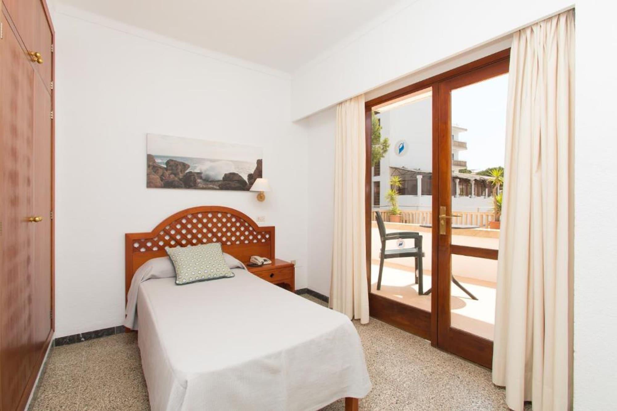 Hotel Pinos Playa Сантаньї Екстер'єр фото