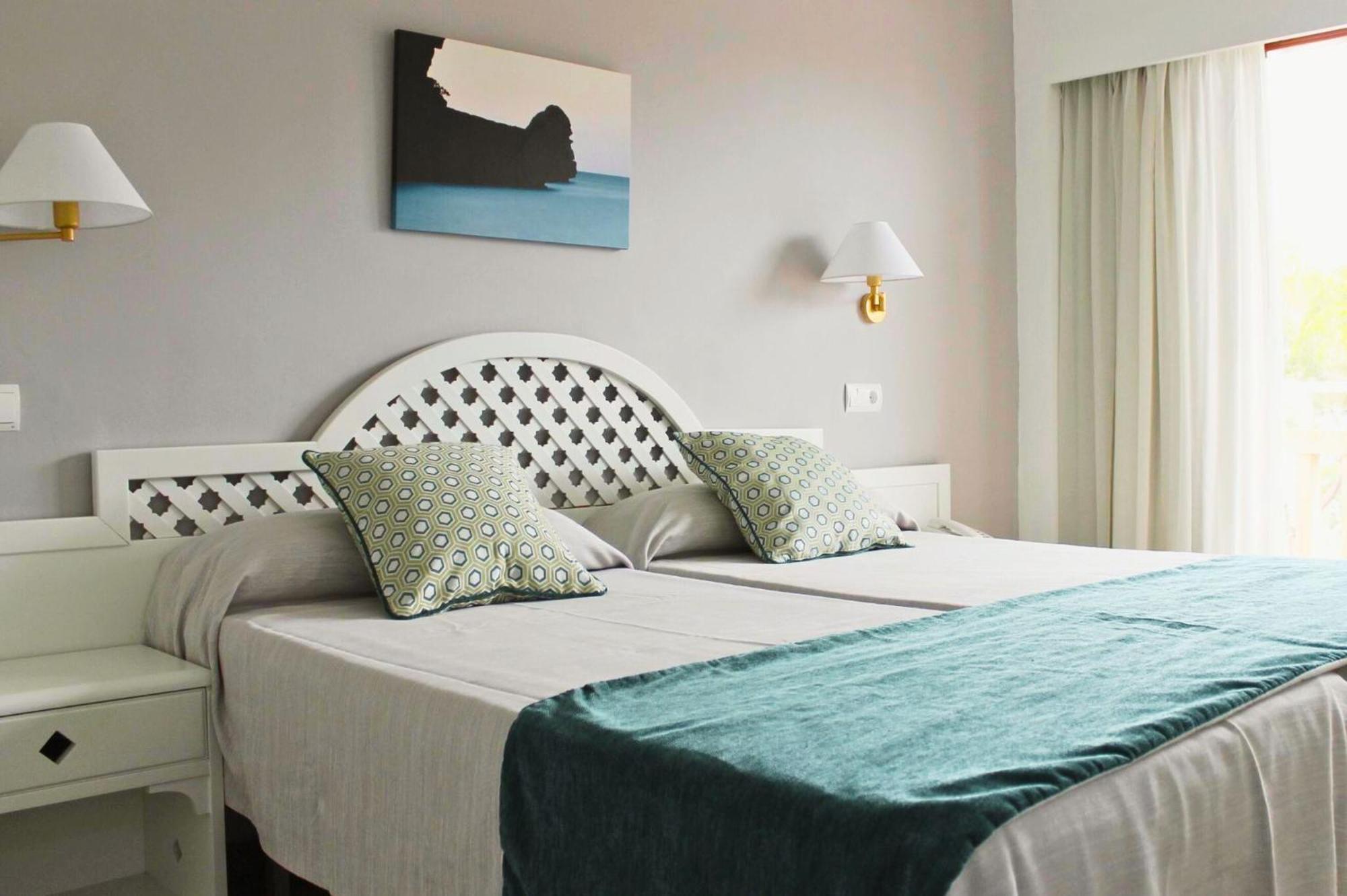 Hotel Pinos Playa Сантаньї Екстер'єр фото