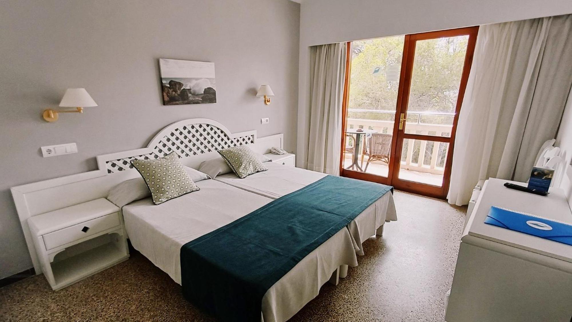 Hotel Pinos Playa Сантаньї Екстер'єр фото